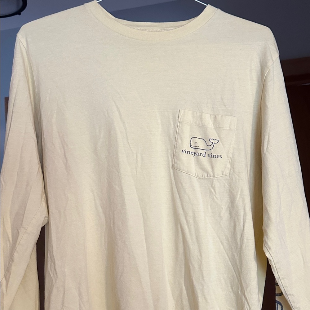 Vineyard Vines Mens/Teen Whale Long Sleeve Pocket T-Shirt Light Yellow Medium